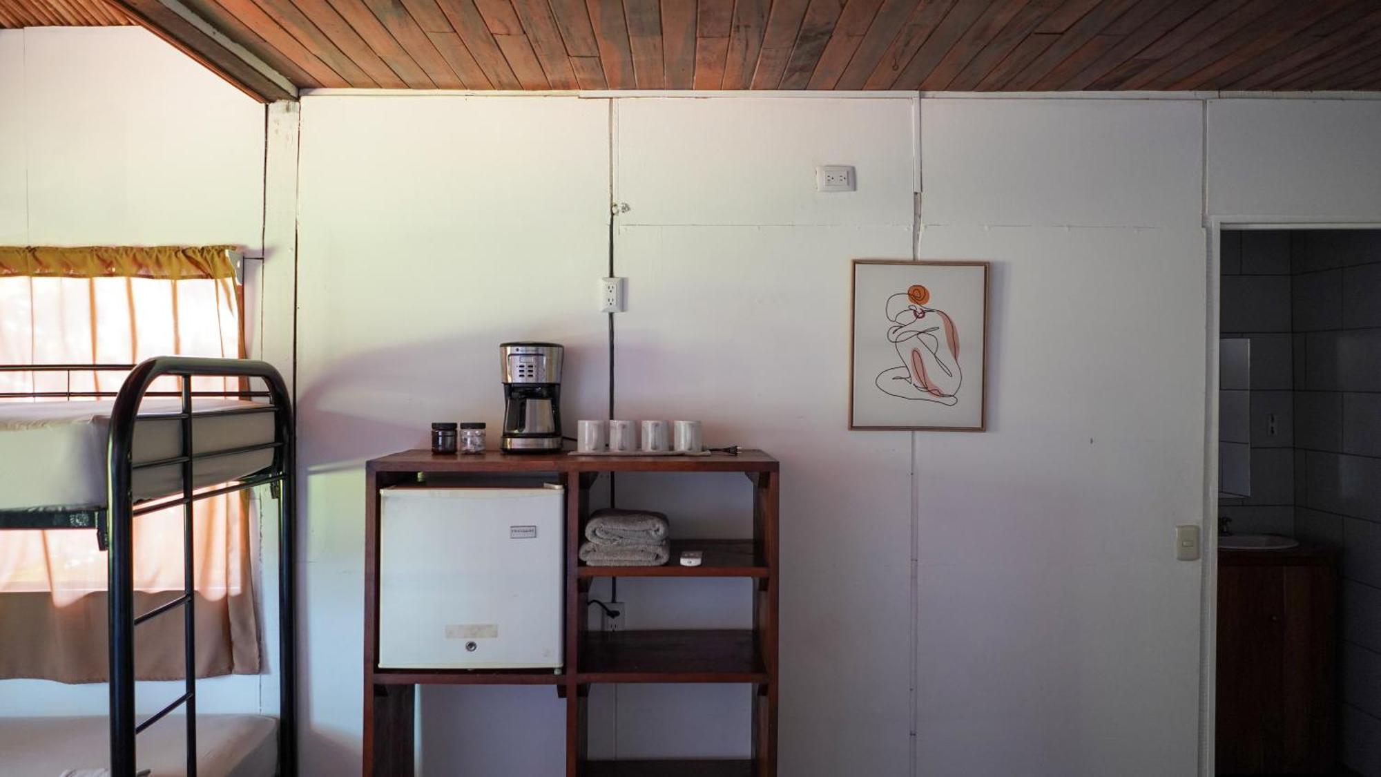El Clan Hostel Puerto Viejo de Talamanca ภายนอก รูปภาพ
